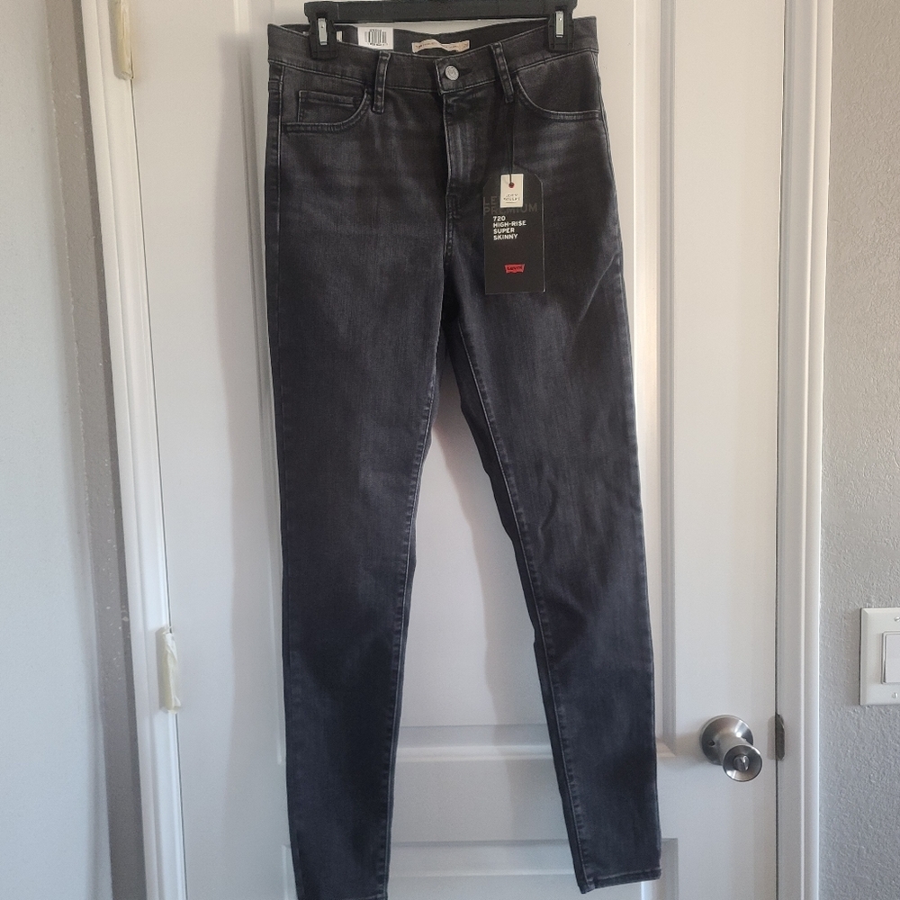 Levi's Premium High Rise Skinny Jeans